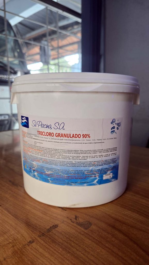 Tricloro granulado 90 % — cubeta — Su Piscina, Costa Rica
