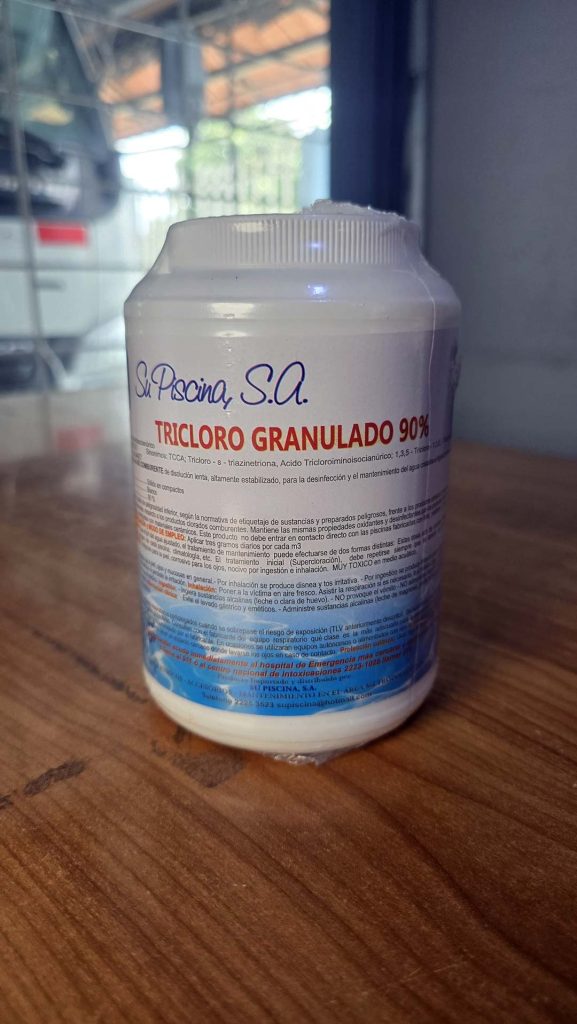 Tricloro granulado 90 % — envase — Su Piscina, Costa Rica
